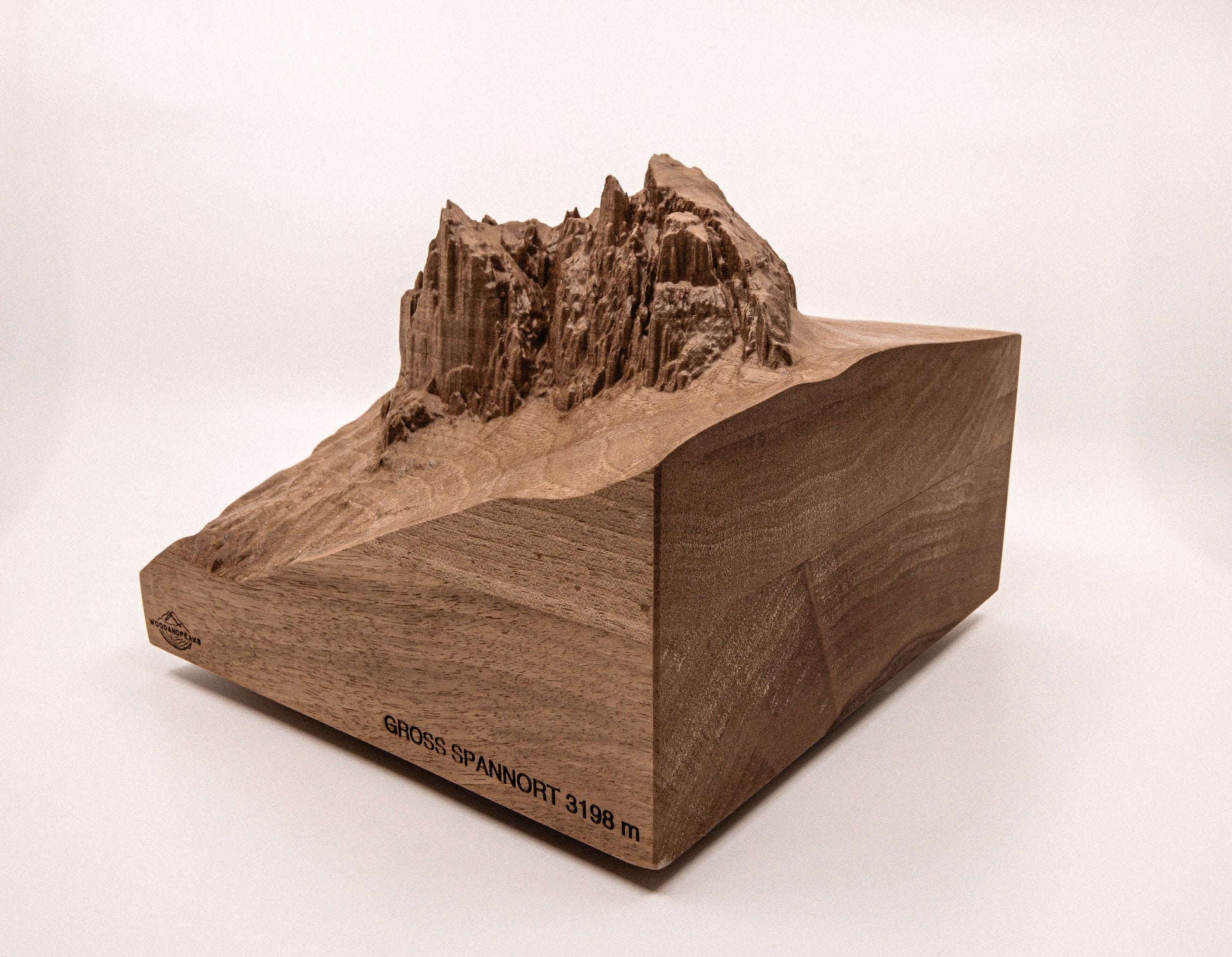 Gross Spannort - 3D wooden mountain, side view 2