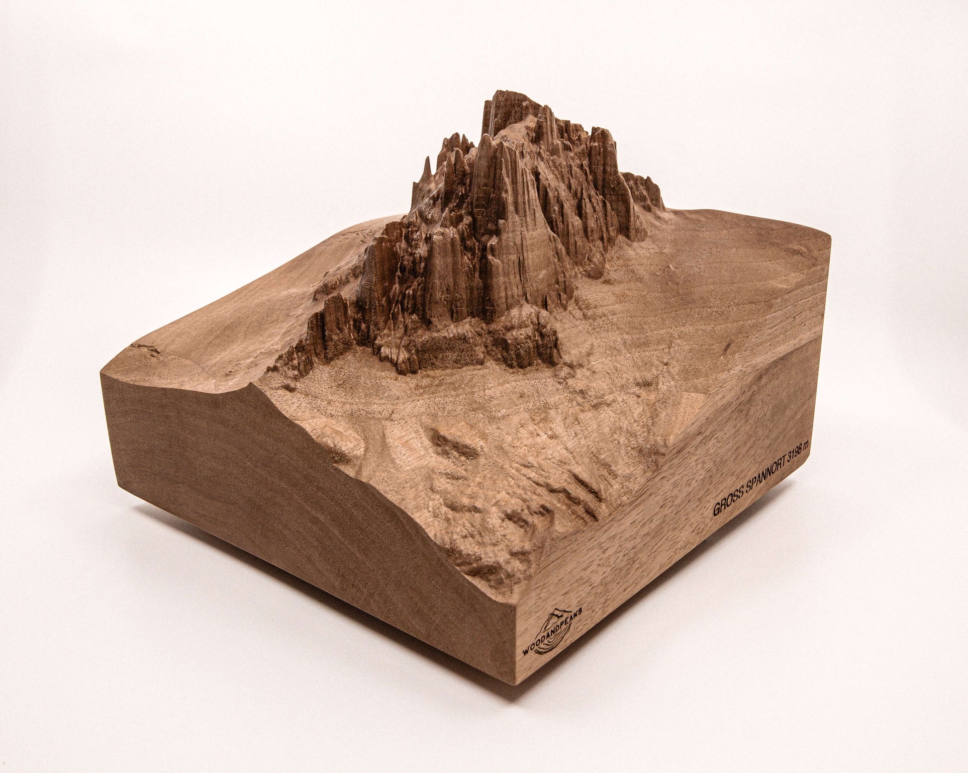 Gross Spannort - 3D wooden mountain, front view